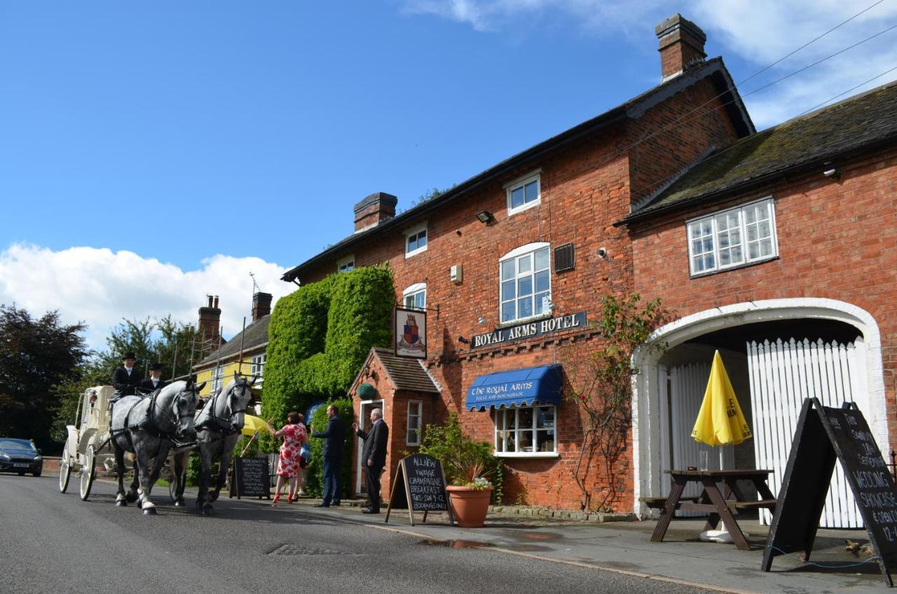 The Royal Arms Hotel Sutton Cheney Dış mekan fotoğraf